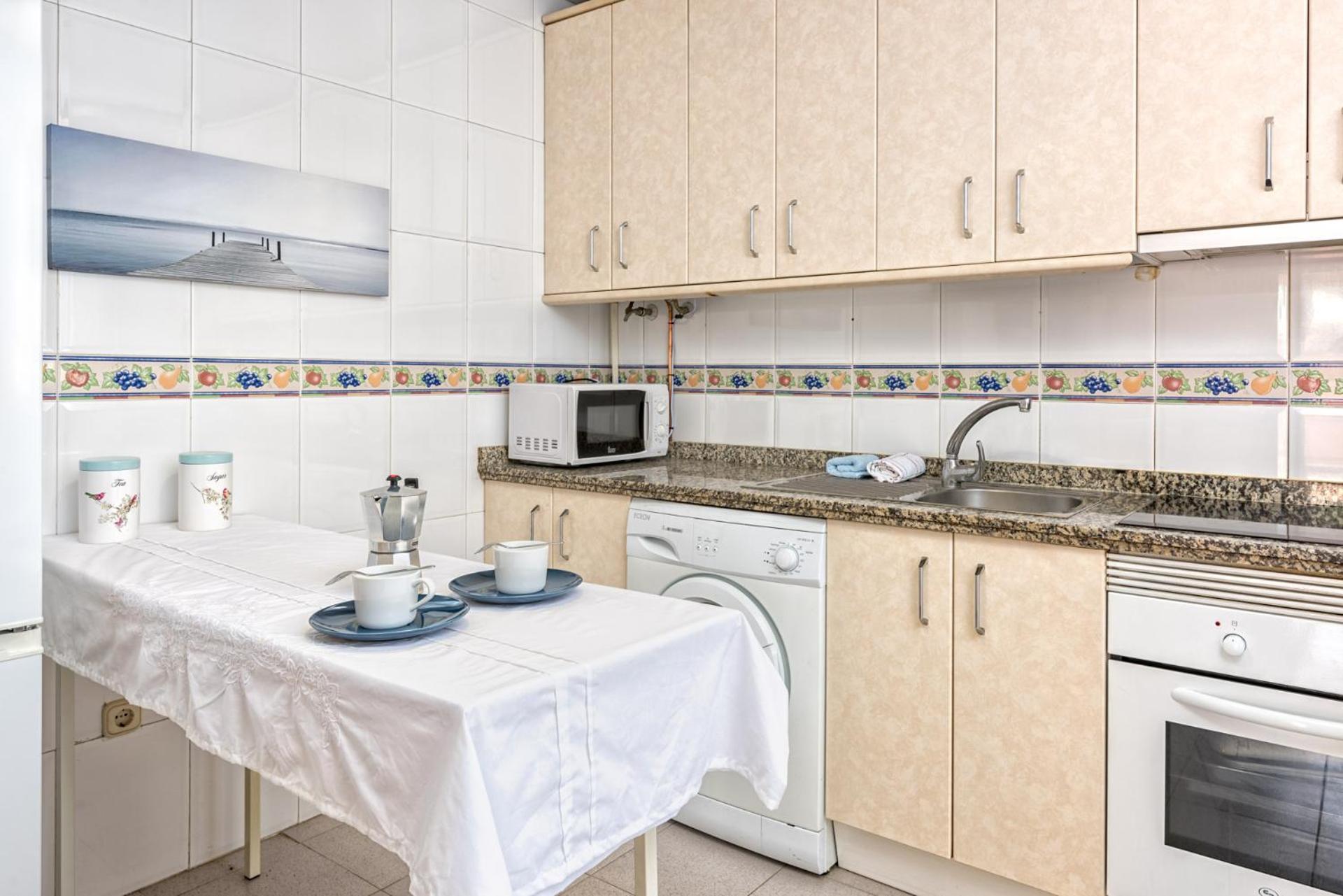 Castillo Sohail Townhouse Near The Beach By Costarentals - Ref 101 Fuengirola Bagian luar foto